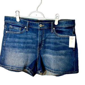 Banana Republic Midrise Shorts Size 32